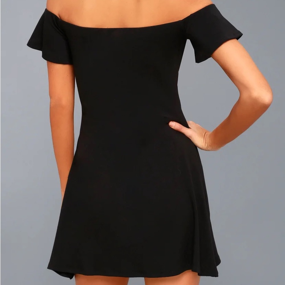 Kiss Keeper Black Off-the-Shoulder Swing Dress - Picture 2 of 2
